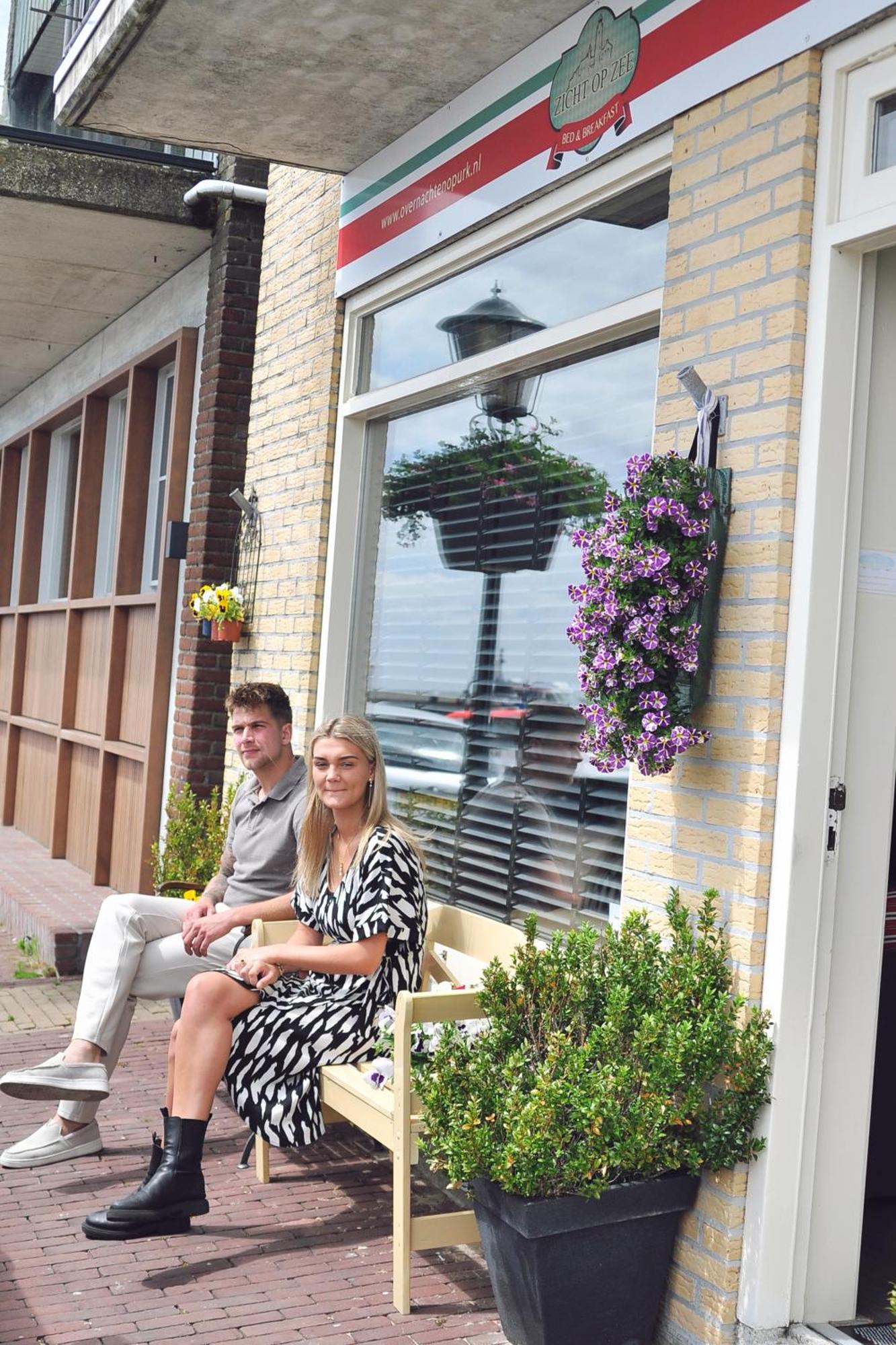 Zicht Op Zee Bed & Breakfast Урк Екстериор снимка